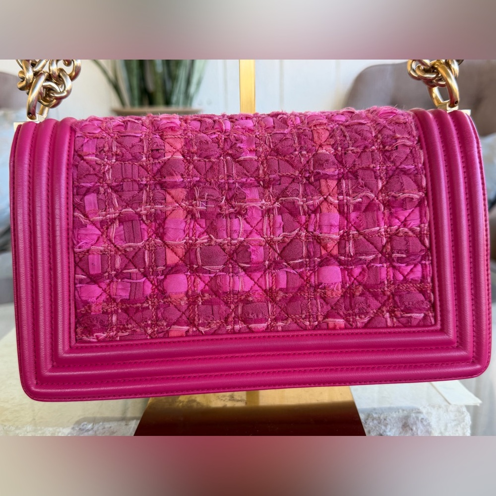 Chanel Tweed Boy Bag Limited Edition AUCTION HOUSE DISPLAY ONLY - Picture 13 of 16